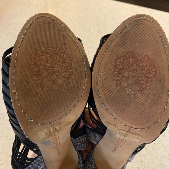 Vince Camuto strappy snakeskin heels - Picture 11 of 16